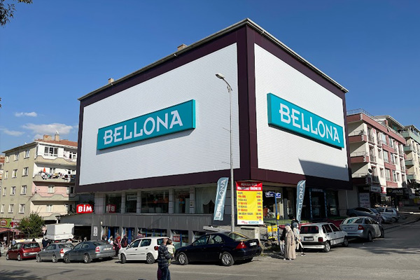 Bellona ve Kale Optik Ticari Binası